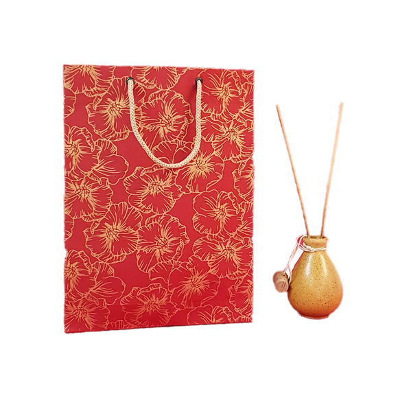 Paper bags, Handmade paper bags, Eco-friendly bags, Golden bags, Recycle paper bags, bags for gifts, Wedding gift, Gifts, Exclusive paper bags, White bags, Bag with thread, Eco friendly paper bags